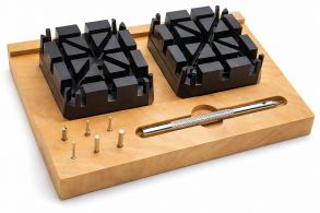 Anchor Toolset Link Removing Kit on a Wooden Base