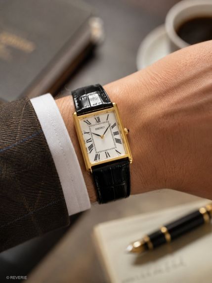 Seiko Mens Golden Roman Rectangular Sapphire 27mm SWR104P1